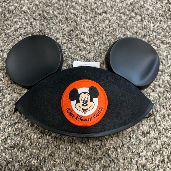 Disney Parks Mouse Ears - Picture 1 of 3